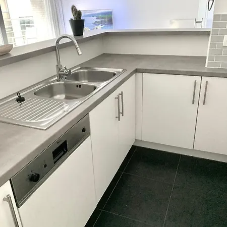 Emiel Centrum Met Garage Apartamento