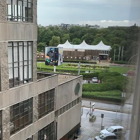 Emiel Centrum Met Garage Ostende