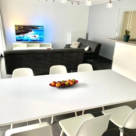 Emiel Centrum Met Garage Ostende